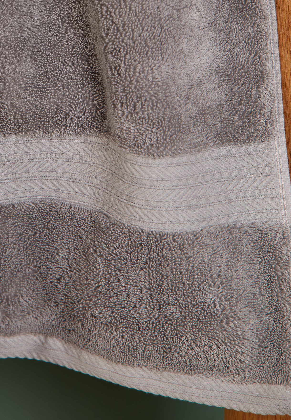 Renaissance Hand Towel In Dove Grey