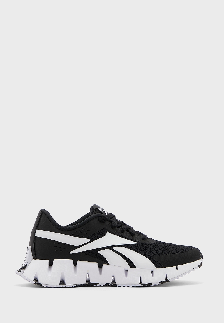 Reebok black Youth Zig Dynamica for in Muscat, Salalah