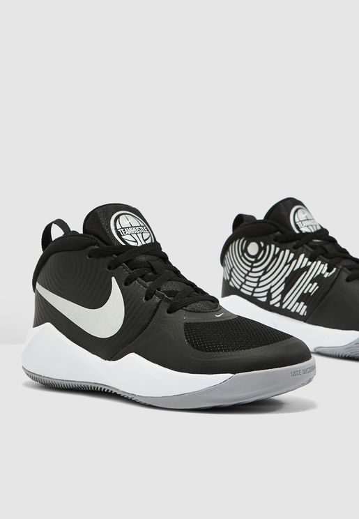 Nike Shoes for Kids Online in Kuwait 