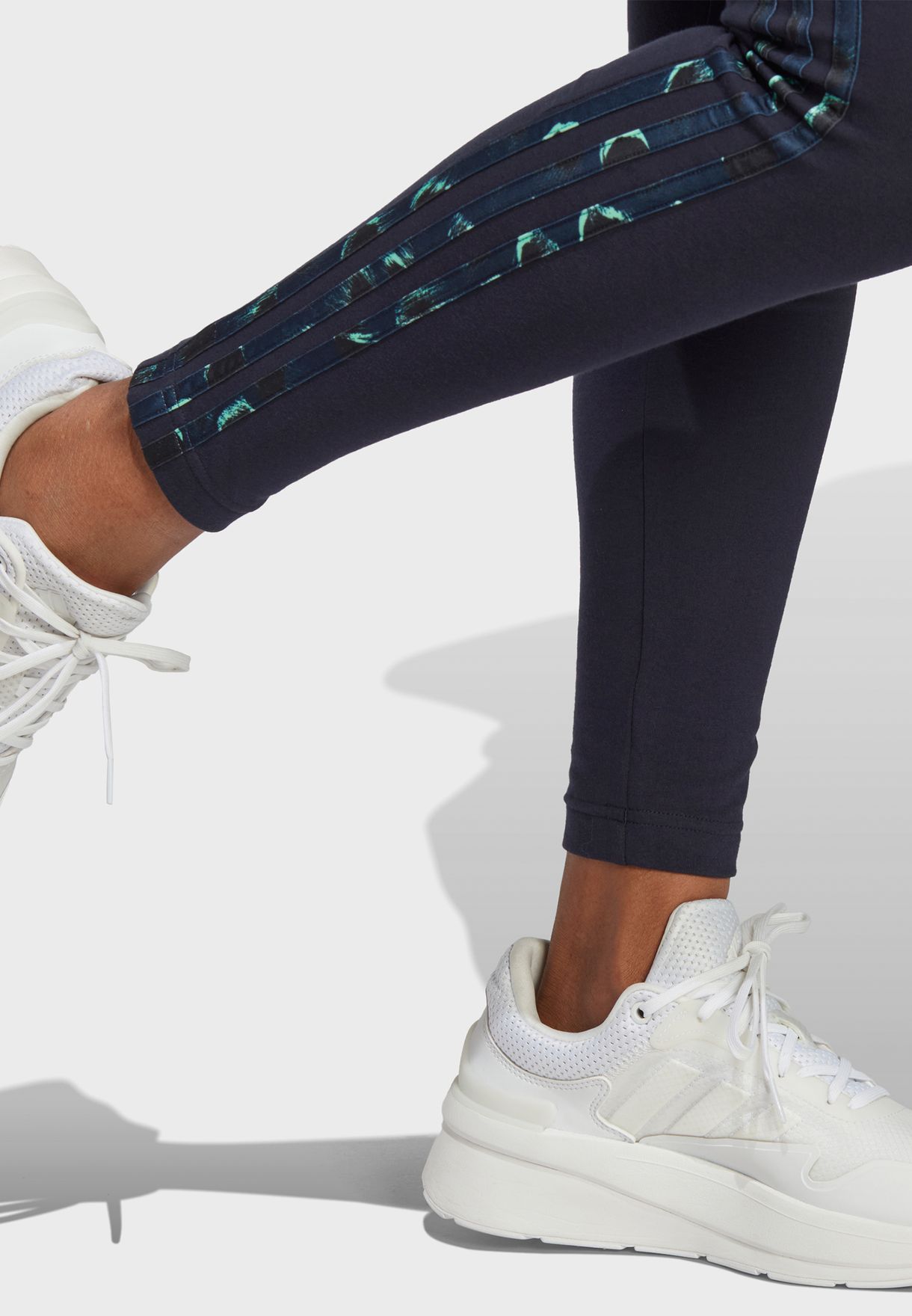 3 Stripe Essential Animal Print Leggings
