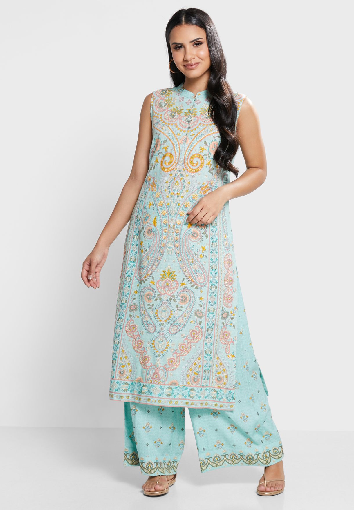 طقم (كورتي مطبع + بنطال)