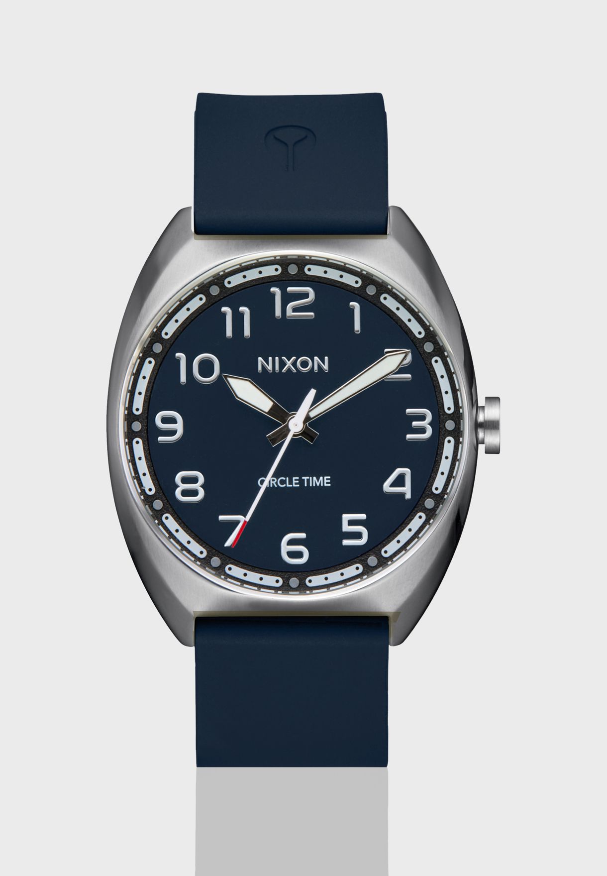 Mullet Analog Watch