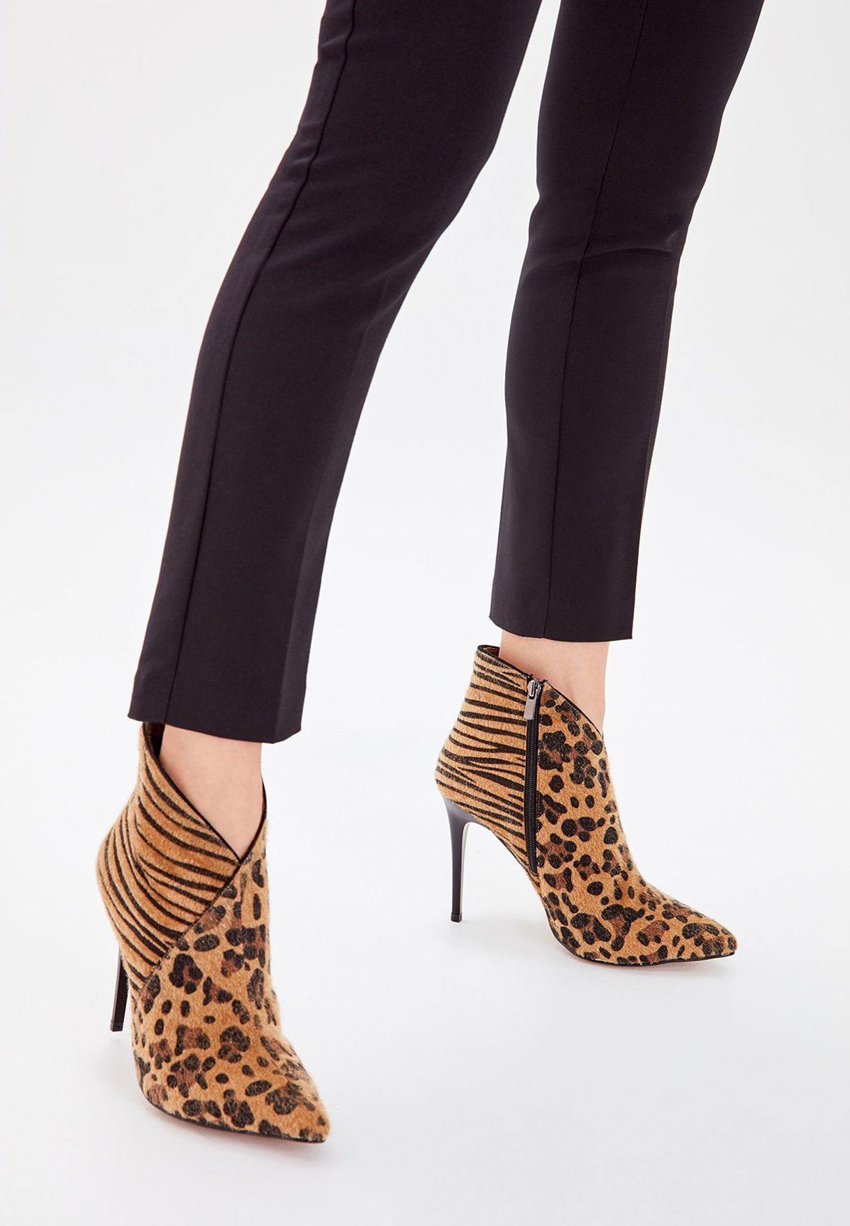 leopard mid heel shoes