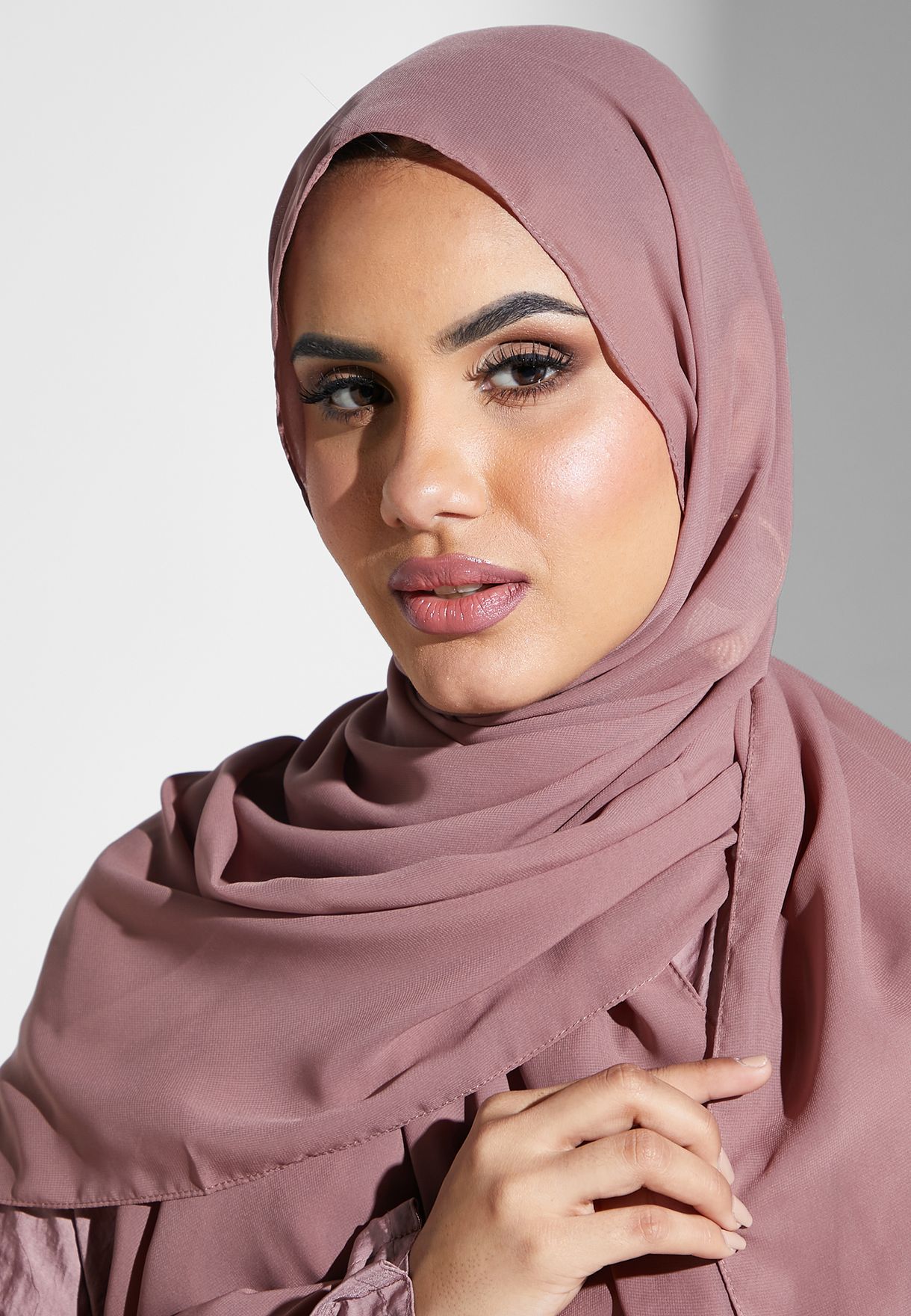 Embellished Pattern Abaya