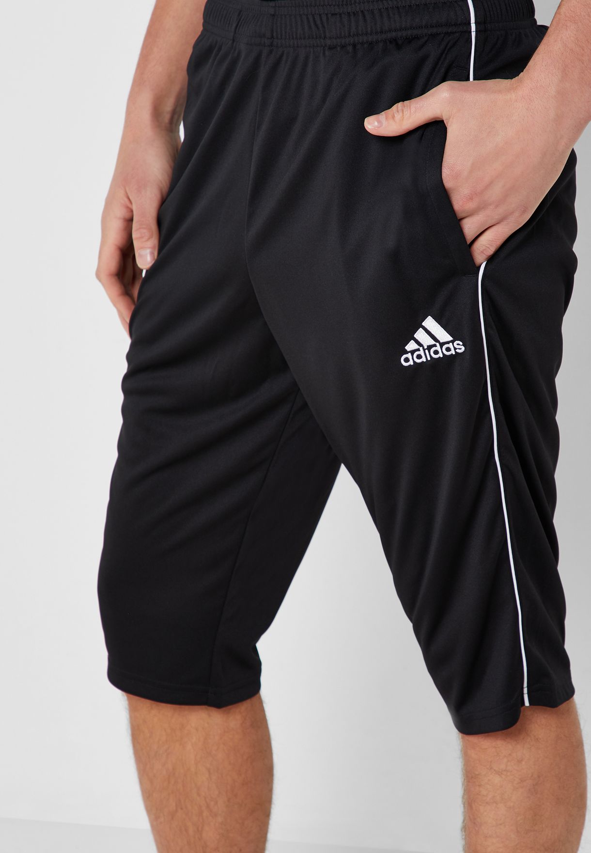 Buy Adidas Black Core 18 3 4 Sweatpants For Men In Mena Worldwide