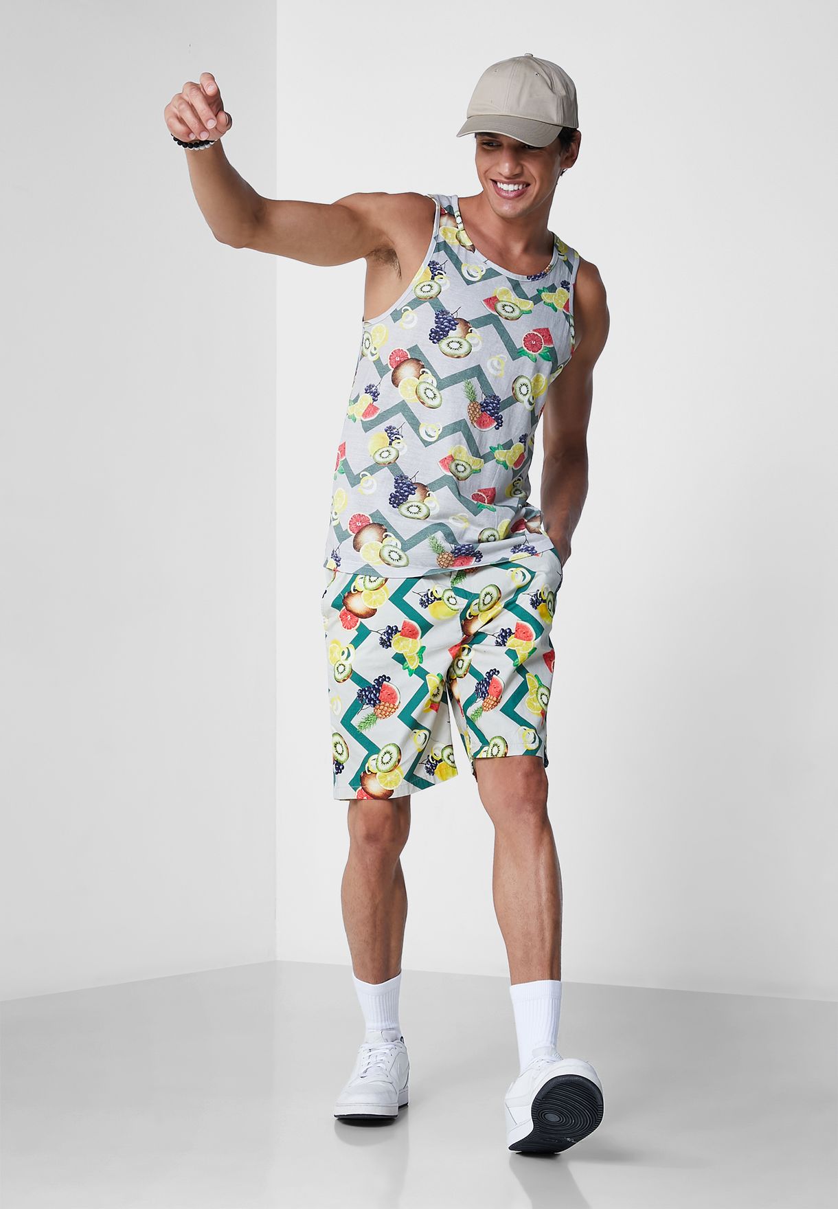Koovs Resort Print Short