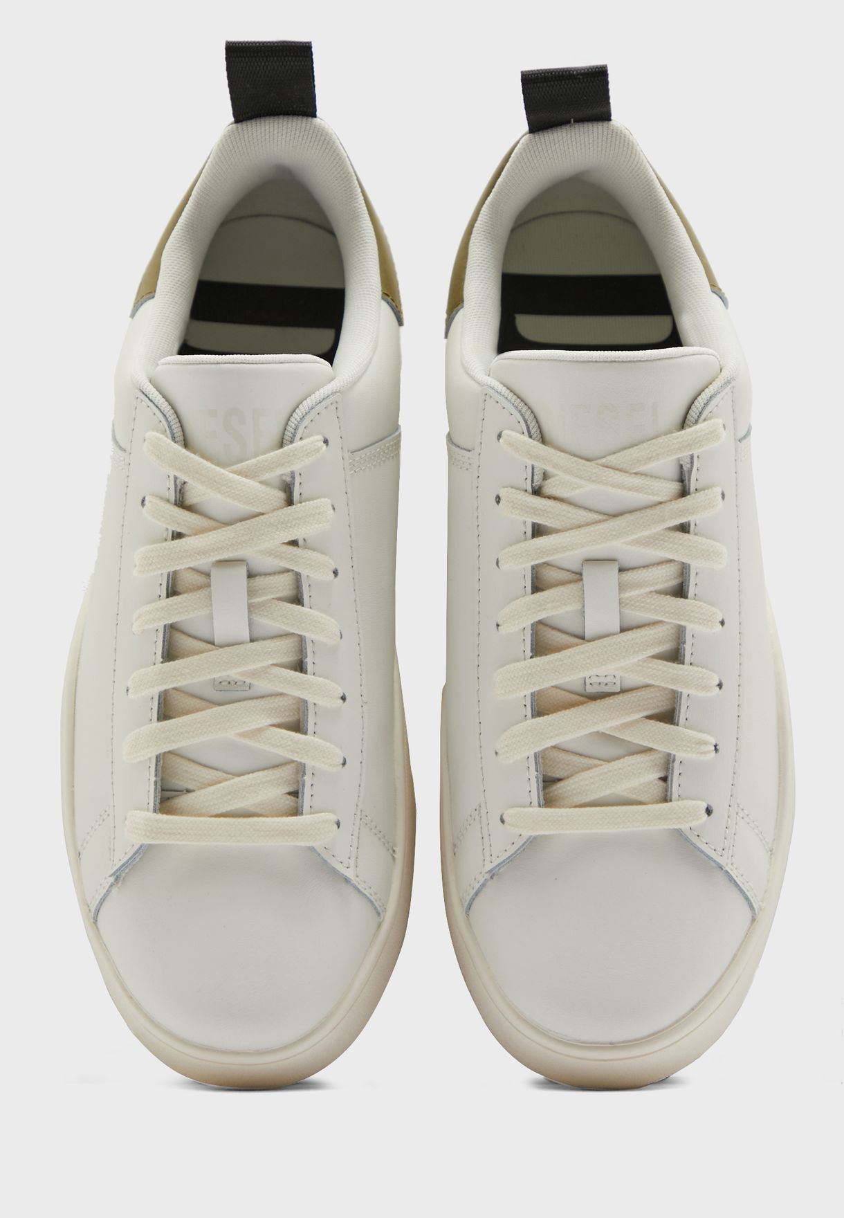Clever Low Lace Low Top Sneaker