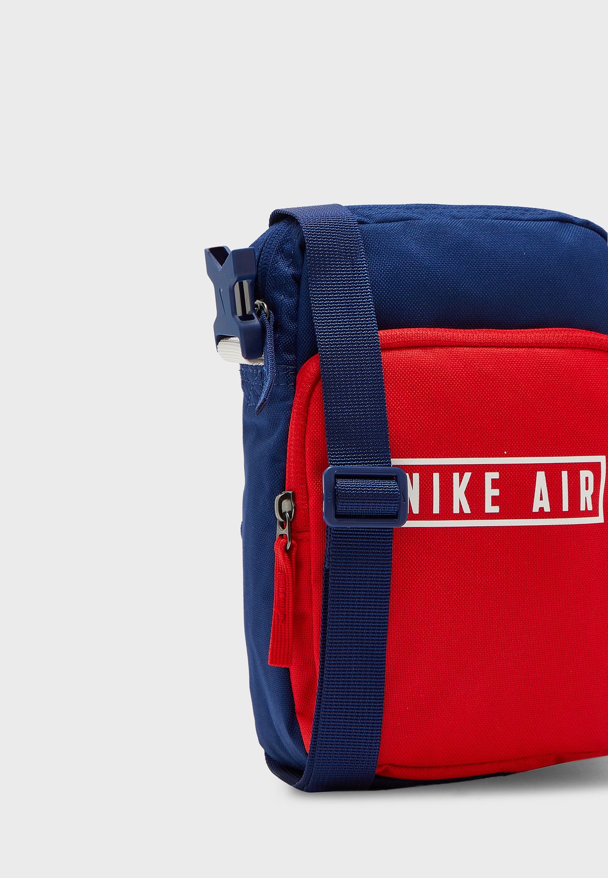 nike air heritage 2.0 crossbody bag