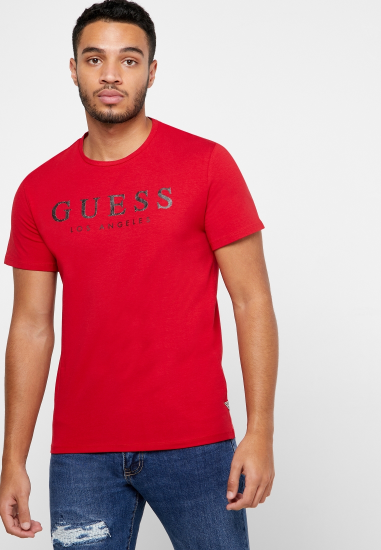 Buy Guess red Logo Los Angeles Neck T-Shirt for Men in MENA,