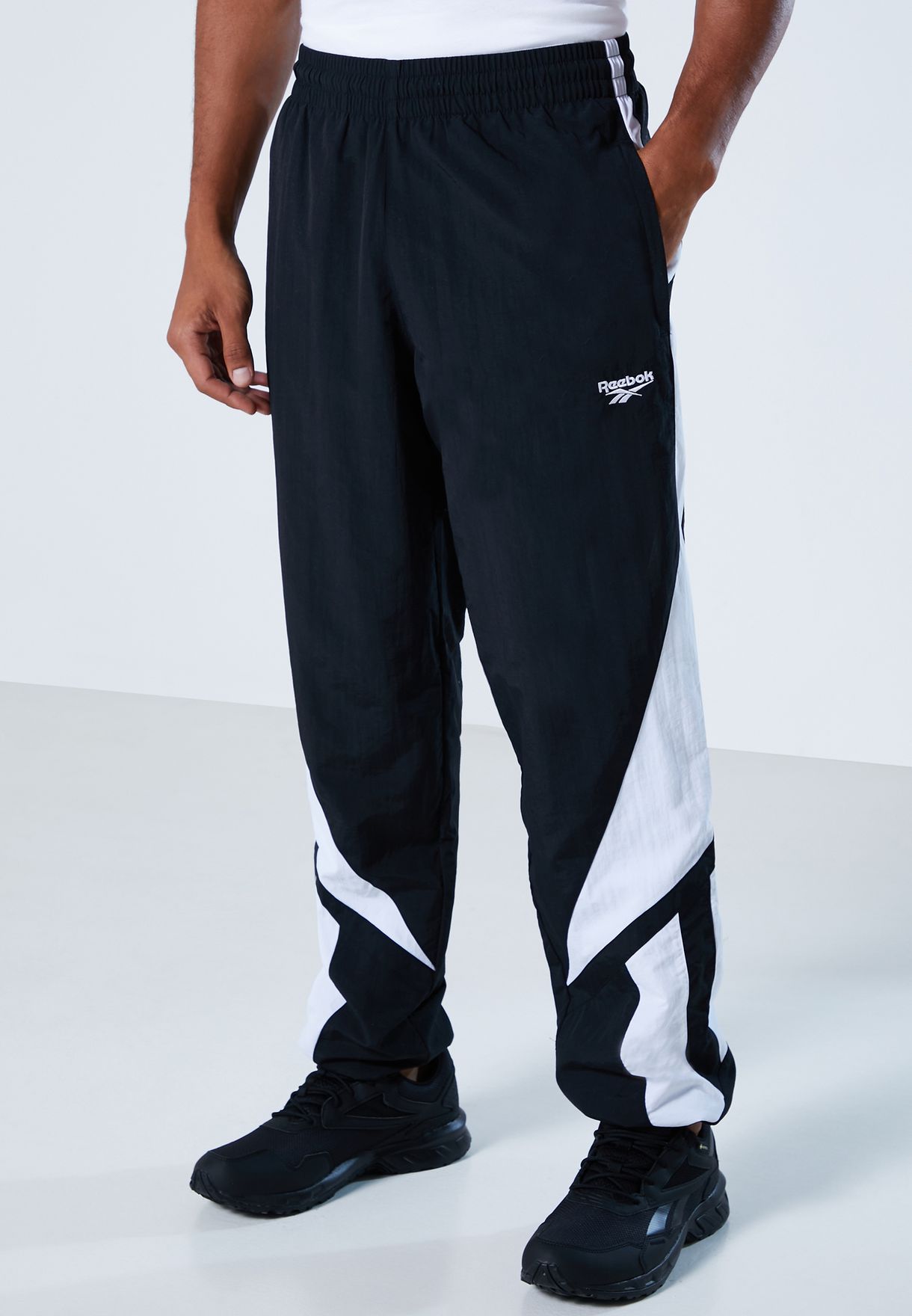 classics vector track pants