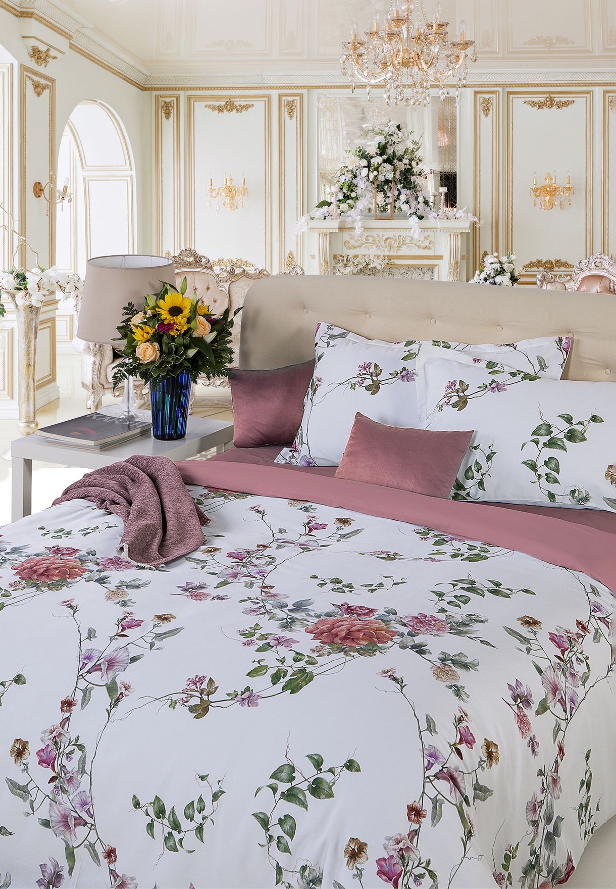 Queen Campanule Duvet Cover & Fitted Sheet Set