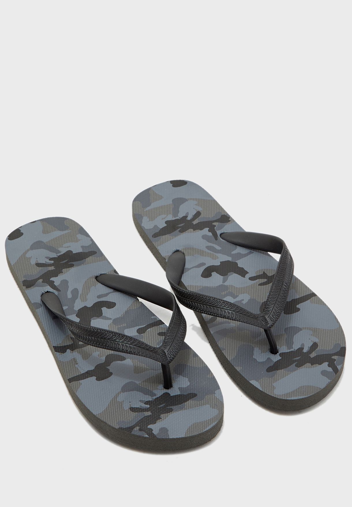 camouflage flip flops