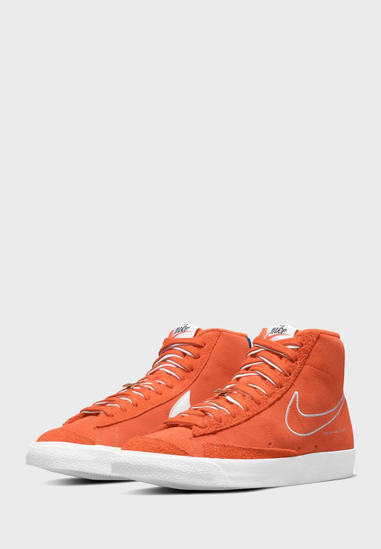 nike blazer mid s50