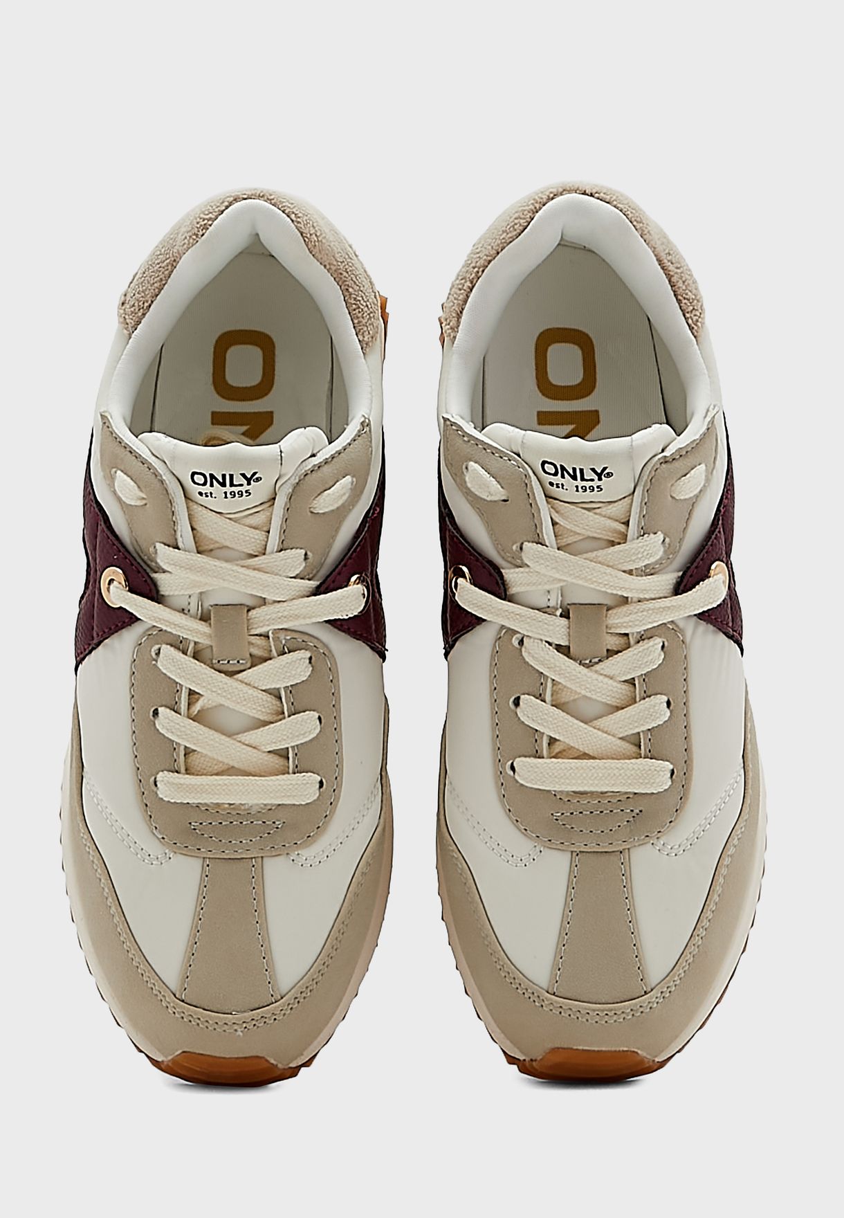 Casual Low Top Sneakers