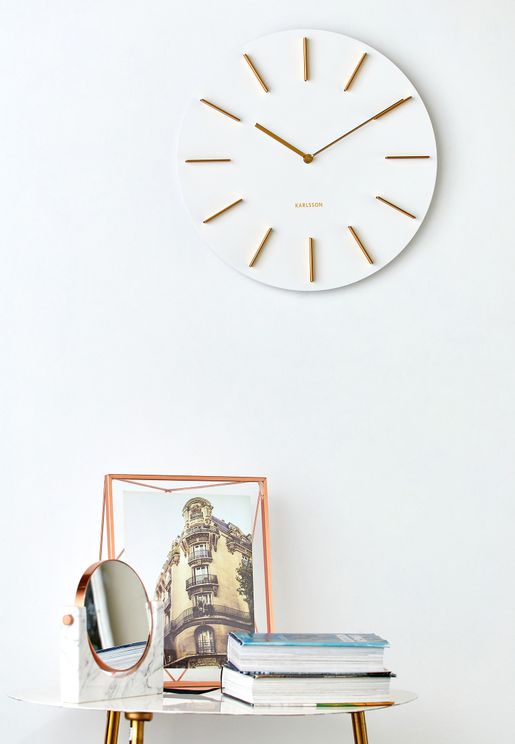 Discreet White and Gold Wall Clock