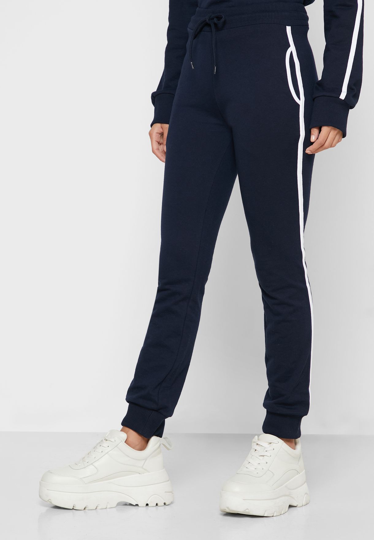 sweatshirt and joggers set womens