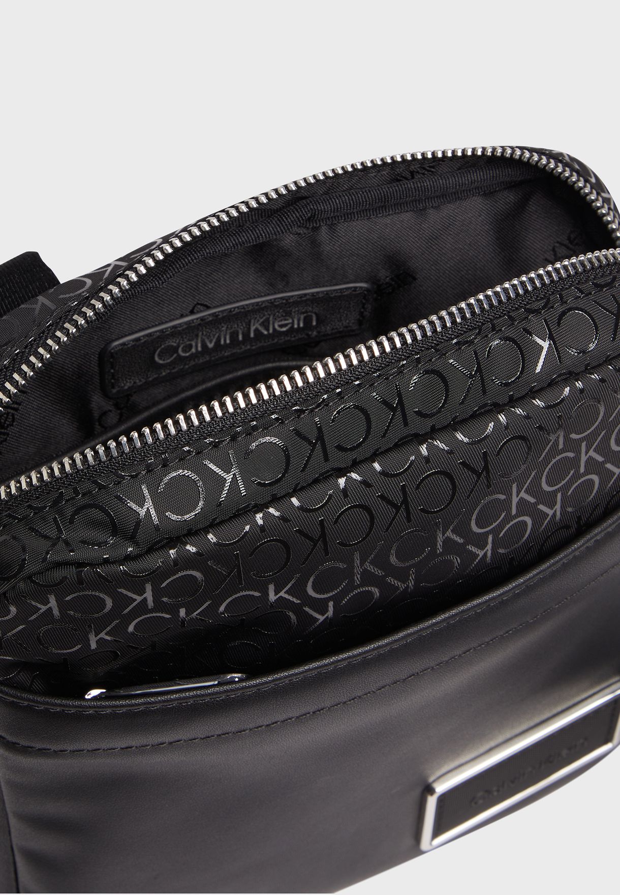 Crossovers Messenger Bag