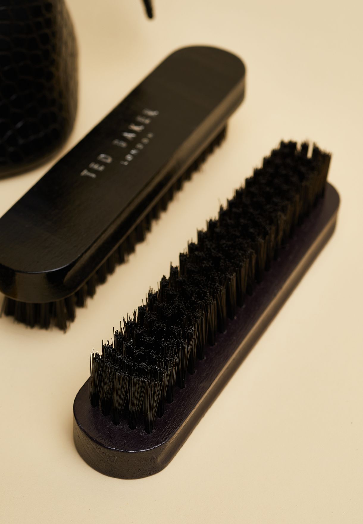 Ddann Croc Effect Shoe Shine Kit