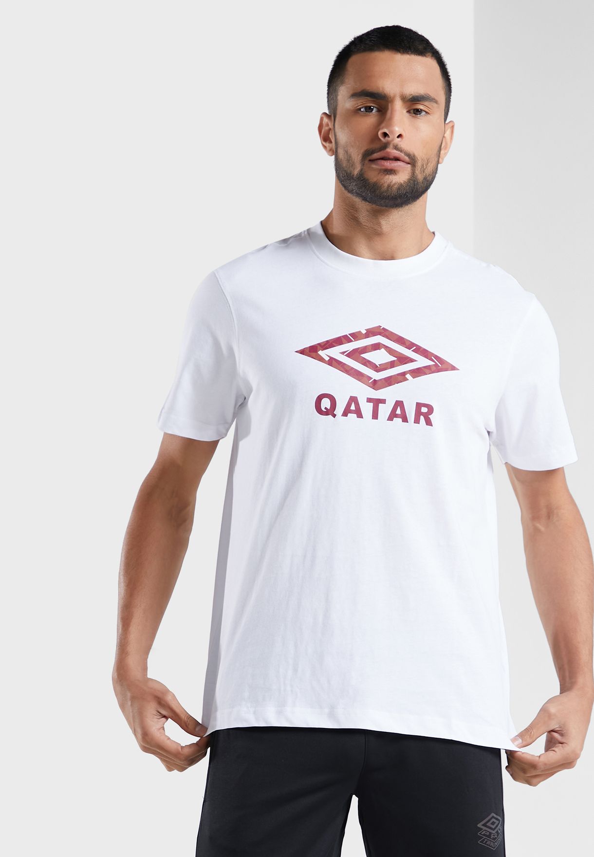 تيشيرت بطبعة قطر