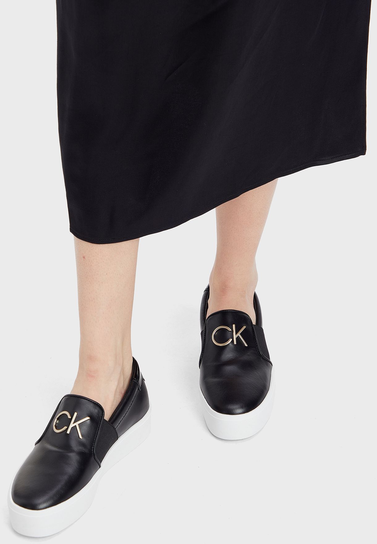 Ik heb een Engelse les Beneden afronden pakket Buy Calvin Klein black Platform Cupsole Slip On Sneakers for Women in MENA,  Worldwide
