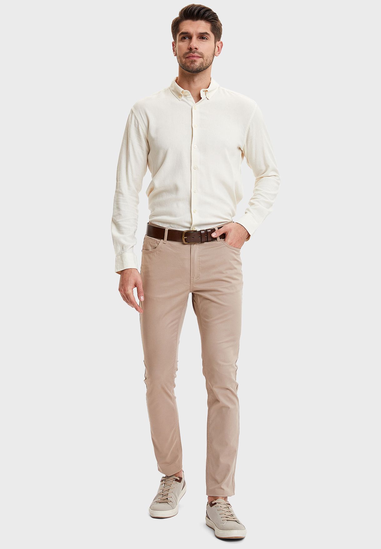 Buy Defacto beige Slim Fit Chinos for Men in Muscat, Salalah