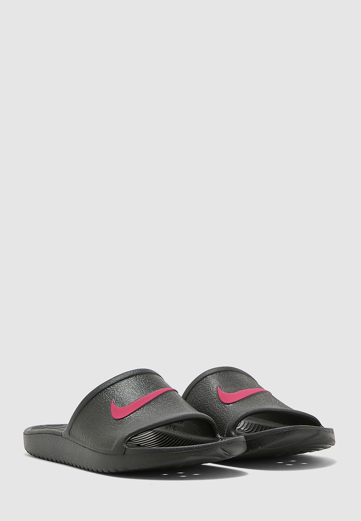 nike youth kawa slides