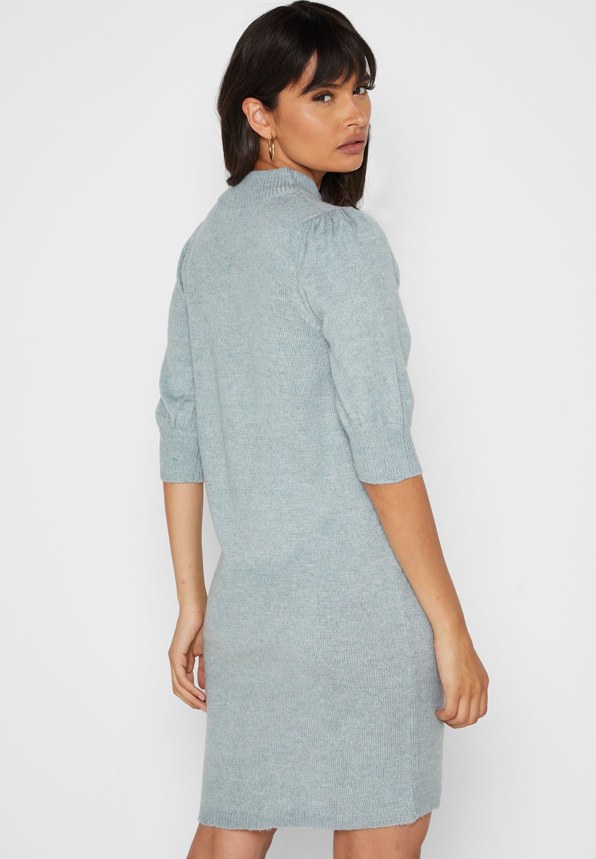 grey puff sleeve dress