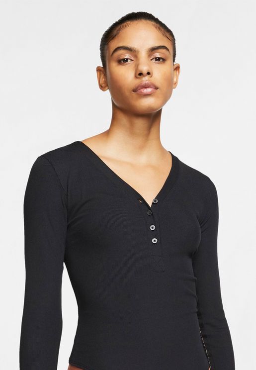nike tops women