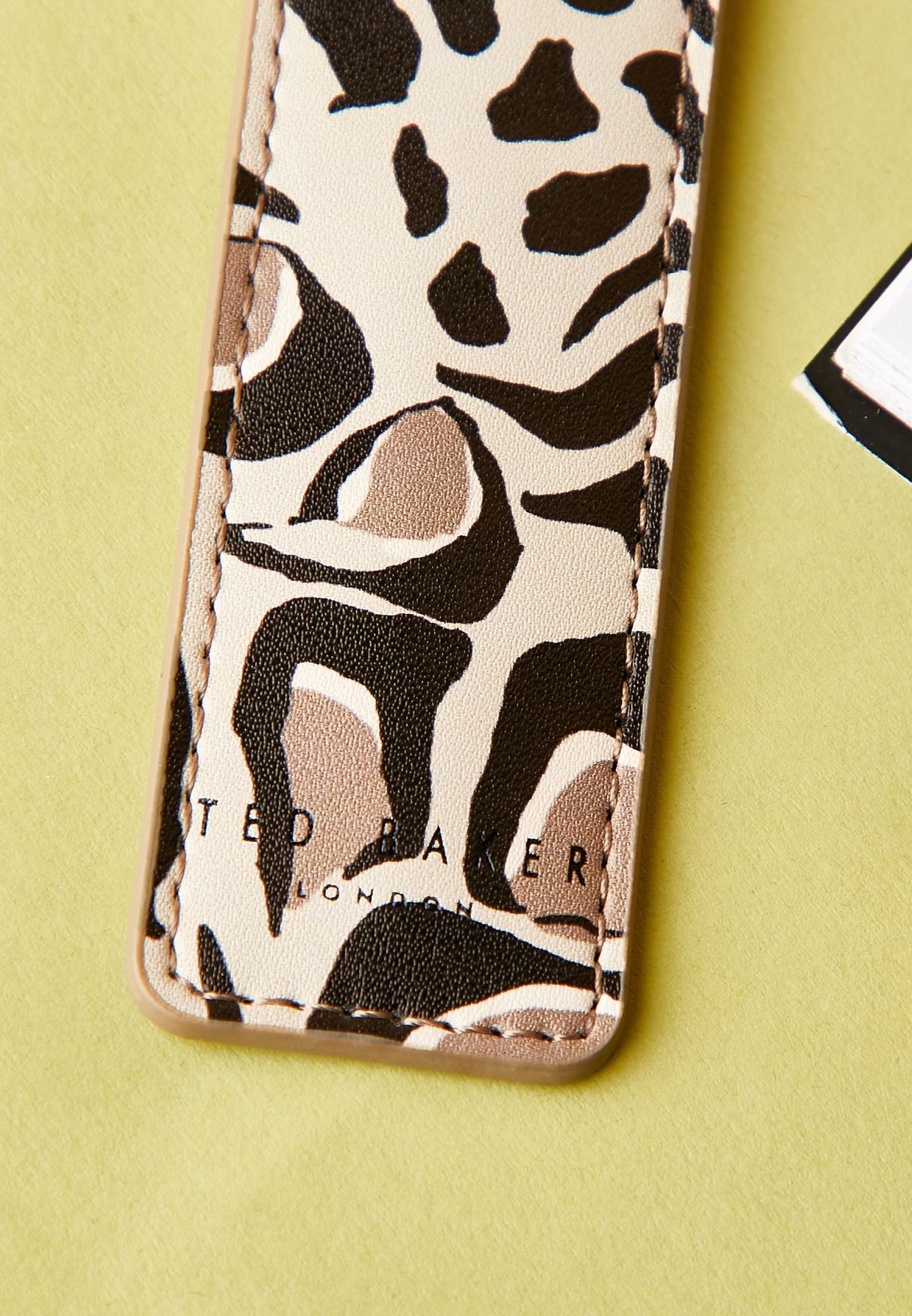 Giraffe Printed Touch Pen And Pouch Set
