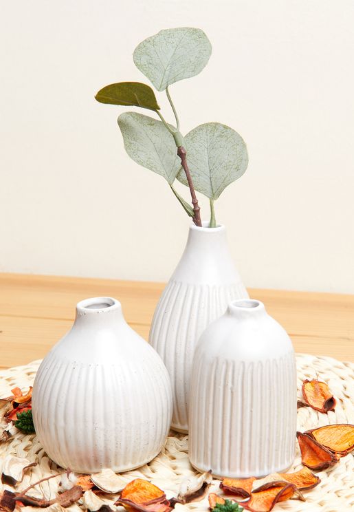 Set Of 3 Grooved Bud Vases