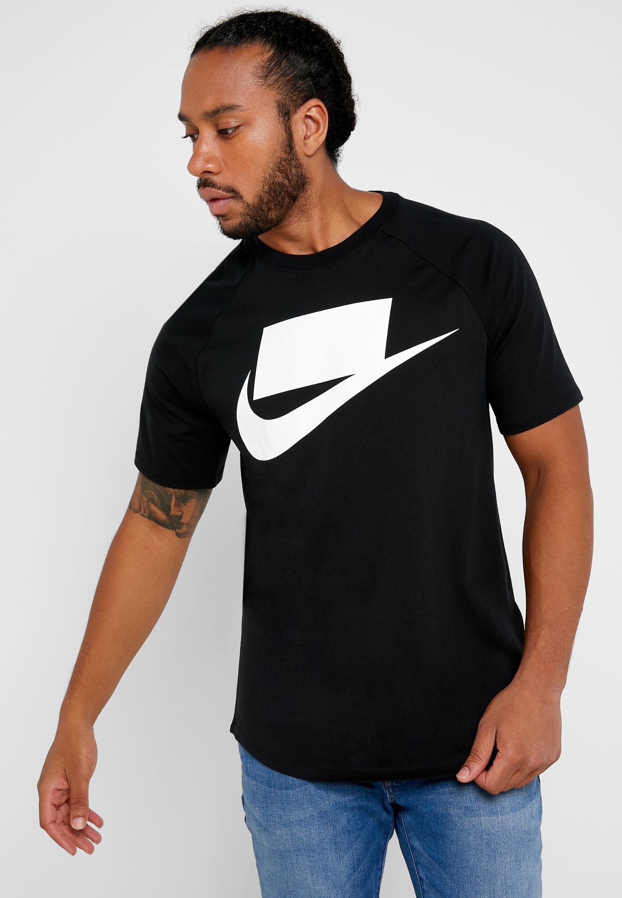 Buy Nike black NSW T-Shirt for Men in 