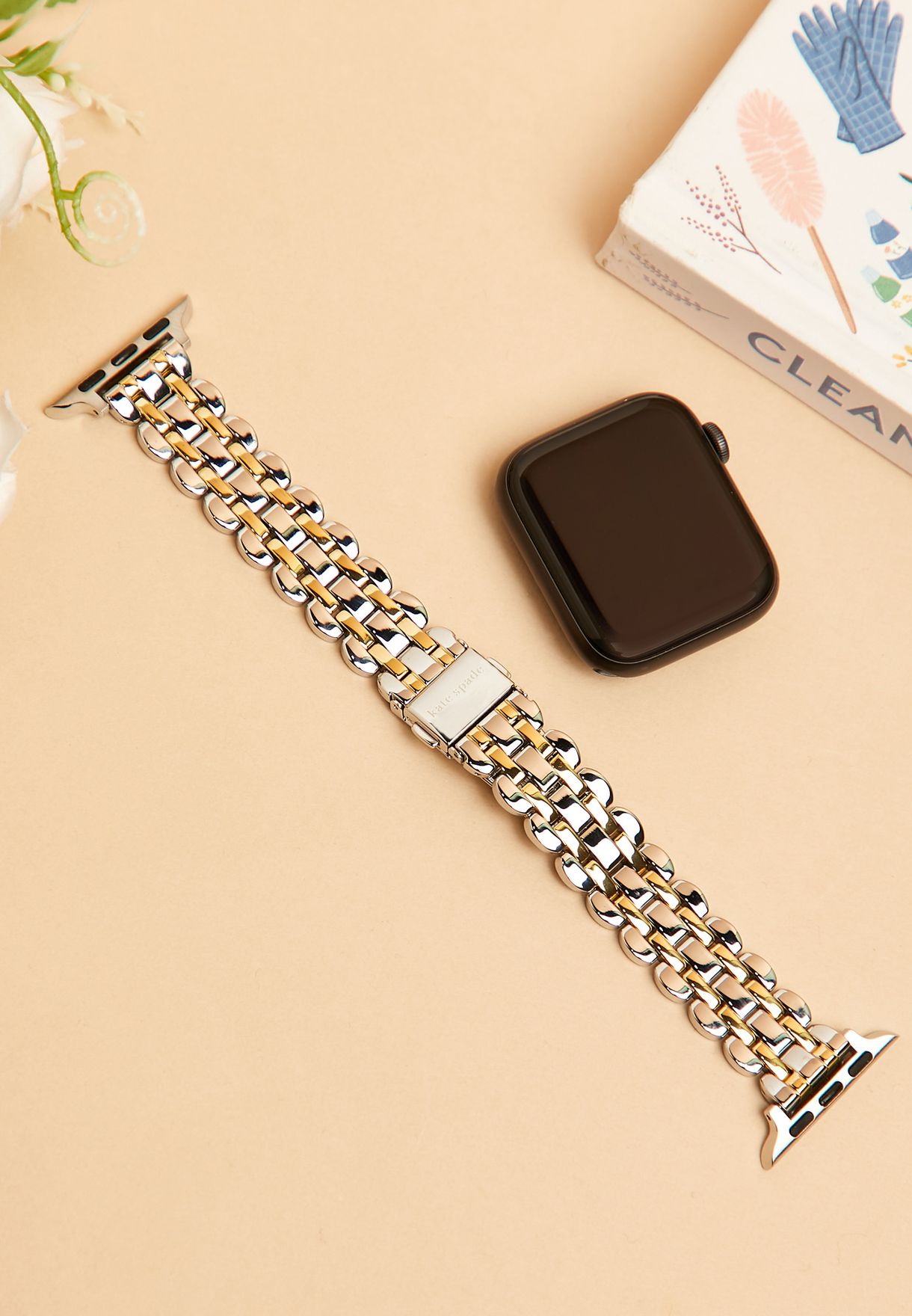 Buy Kate Spade gold Stainless Steel Scallop Apple Watch Strap for Women in  Manama, Riffa