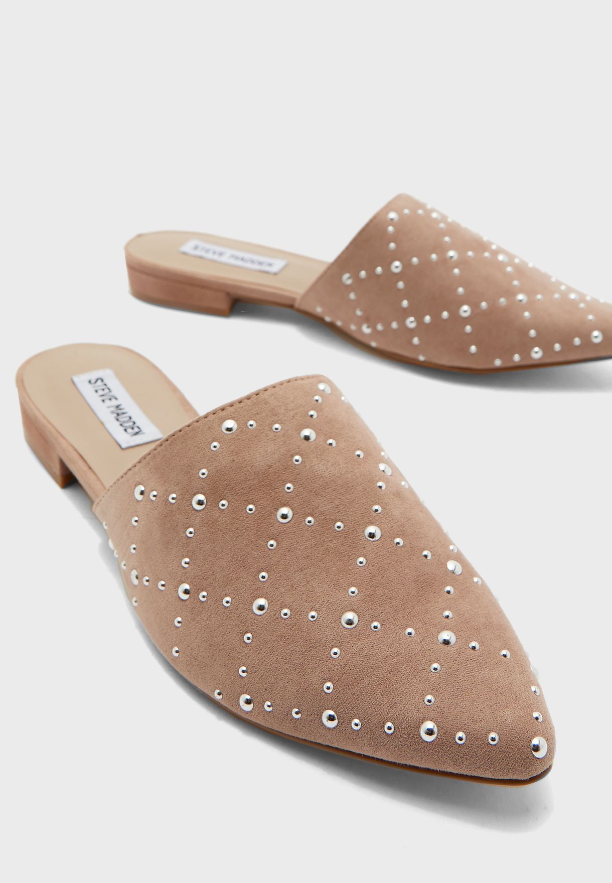 steve madden beige slip ons