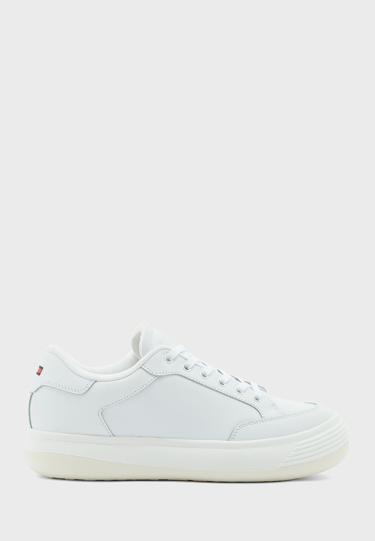 Olivia Low Top Sneakers
