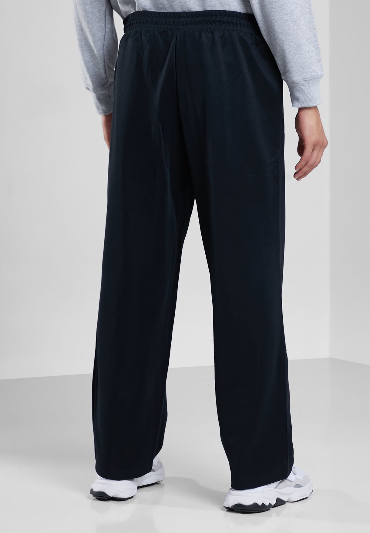 Uni-Ssentials Sweatpants