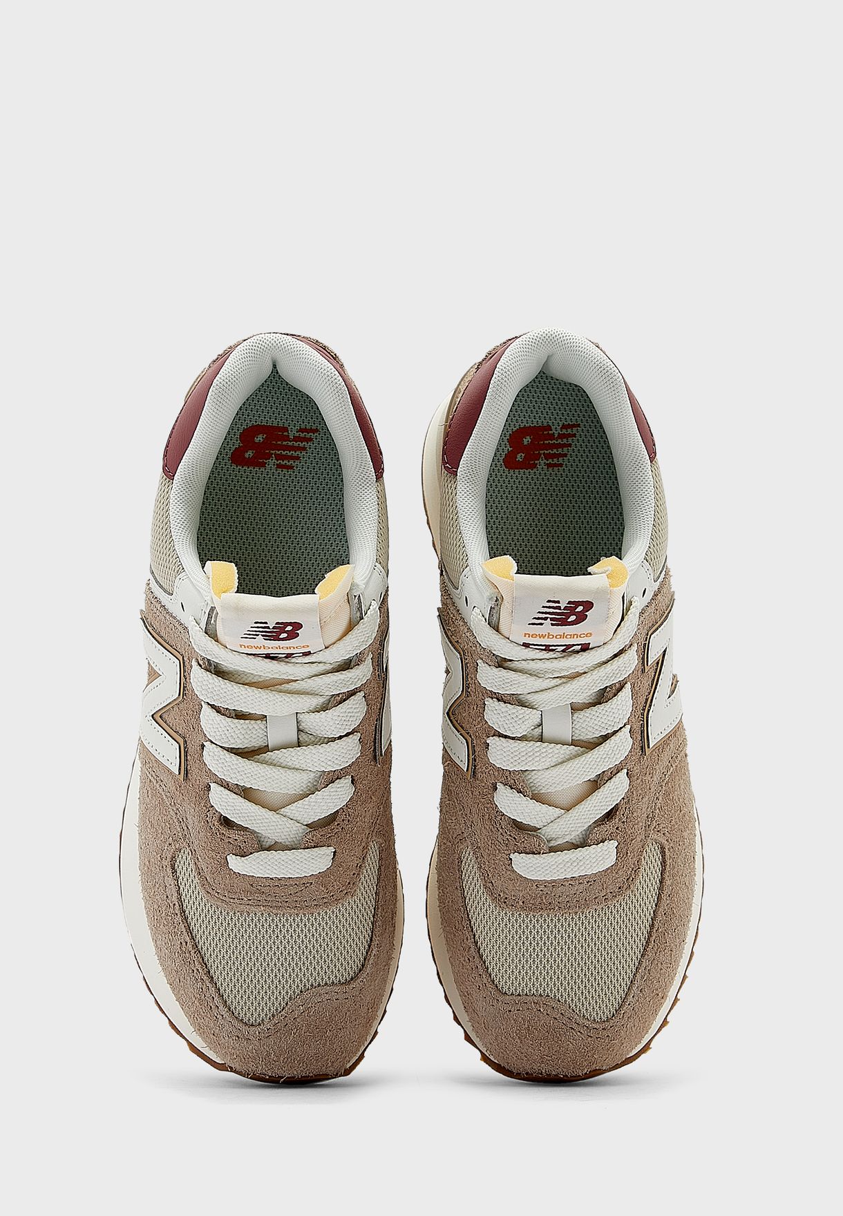 حذاء رياضي 574+