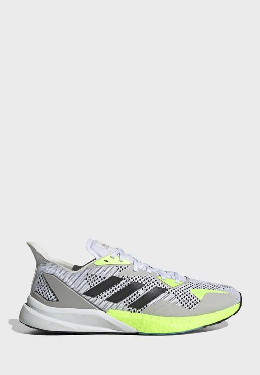 sports shoes offers online