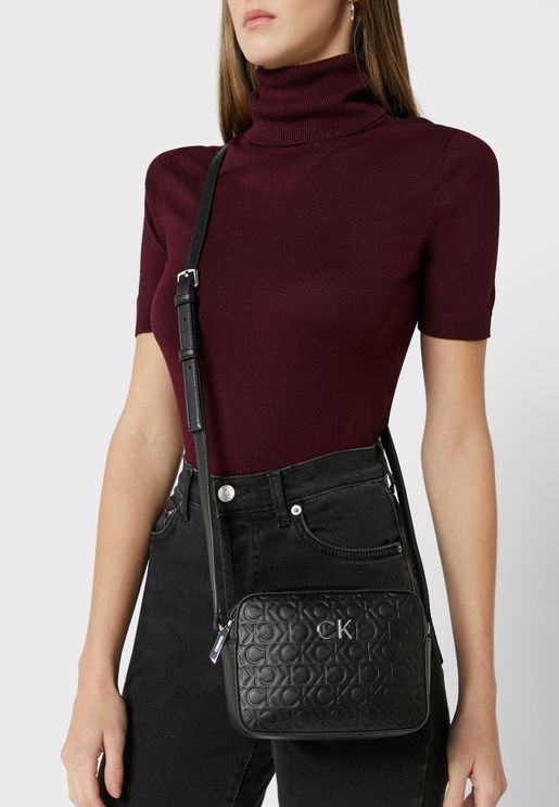 Calvin Klein Women Bags In UAE online - Namshi