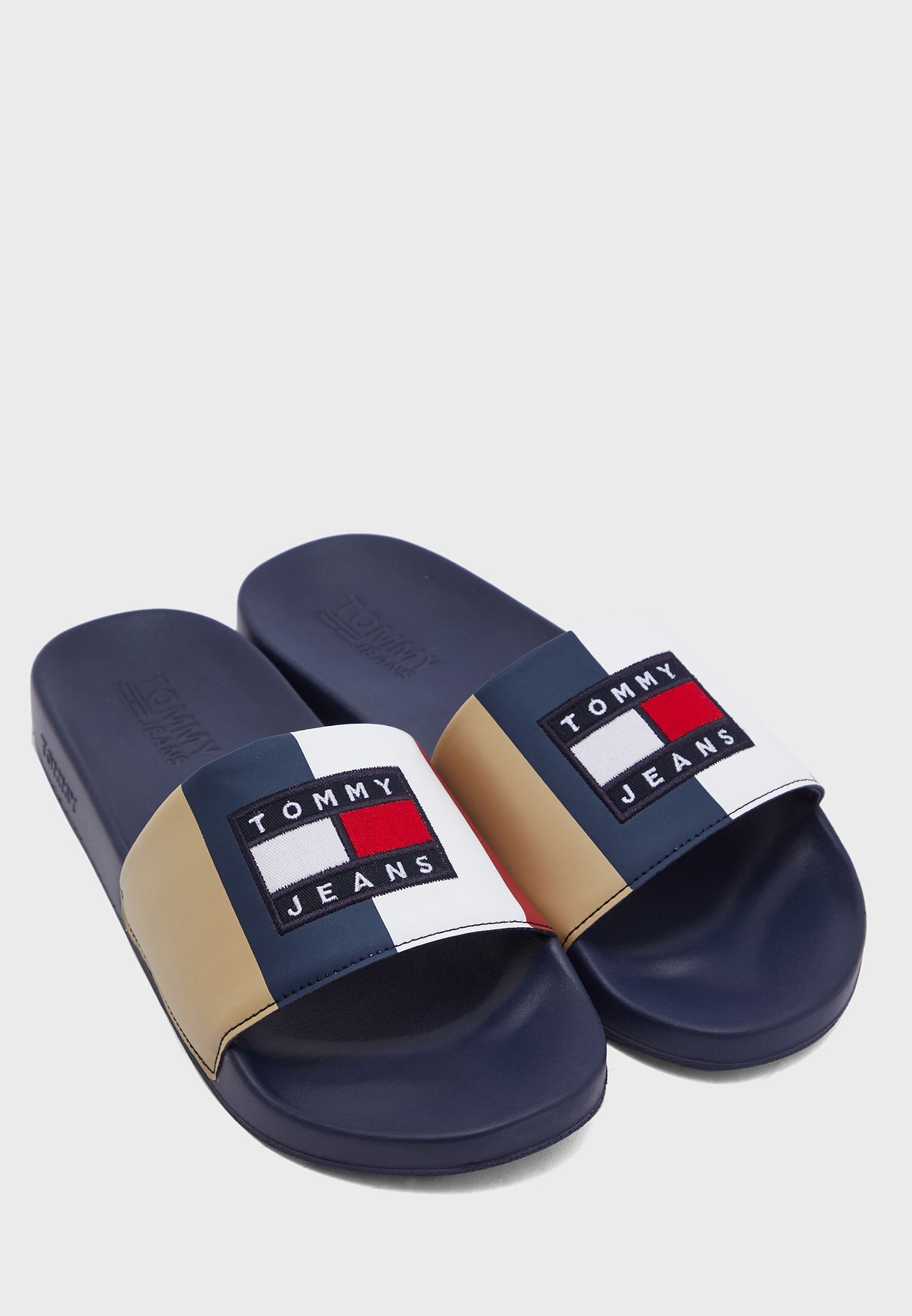 صندل كاجوال