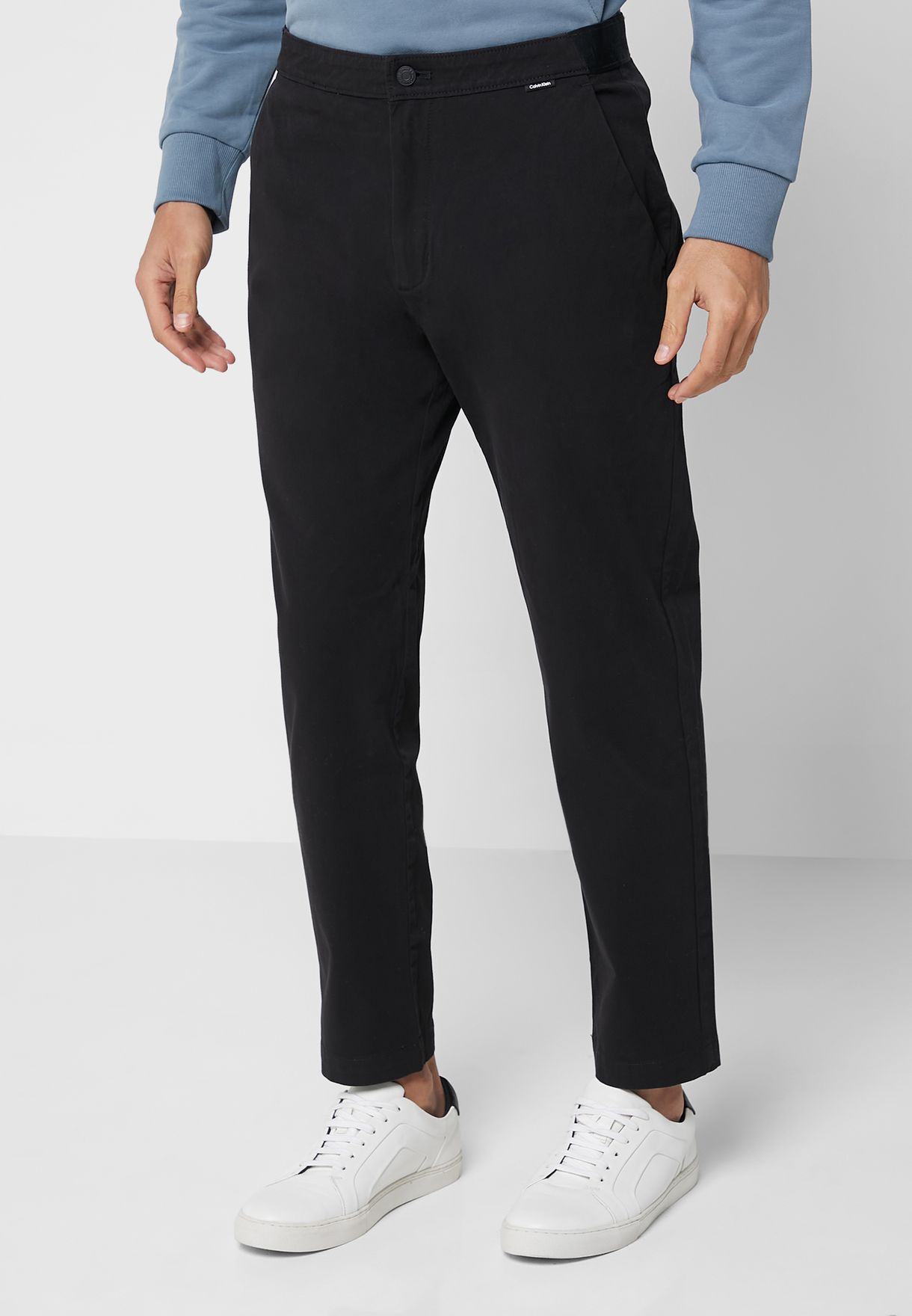 Essential Tapered Pants