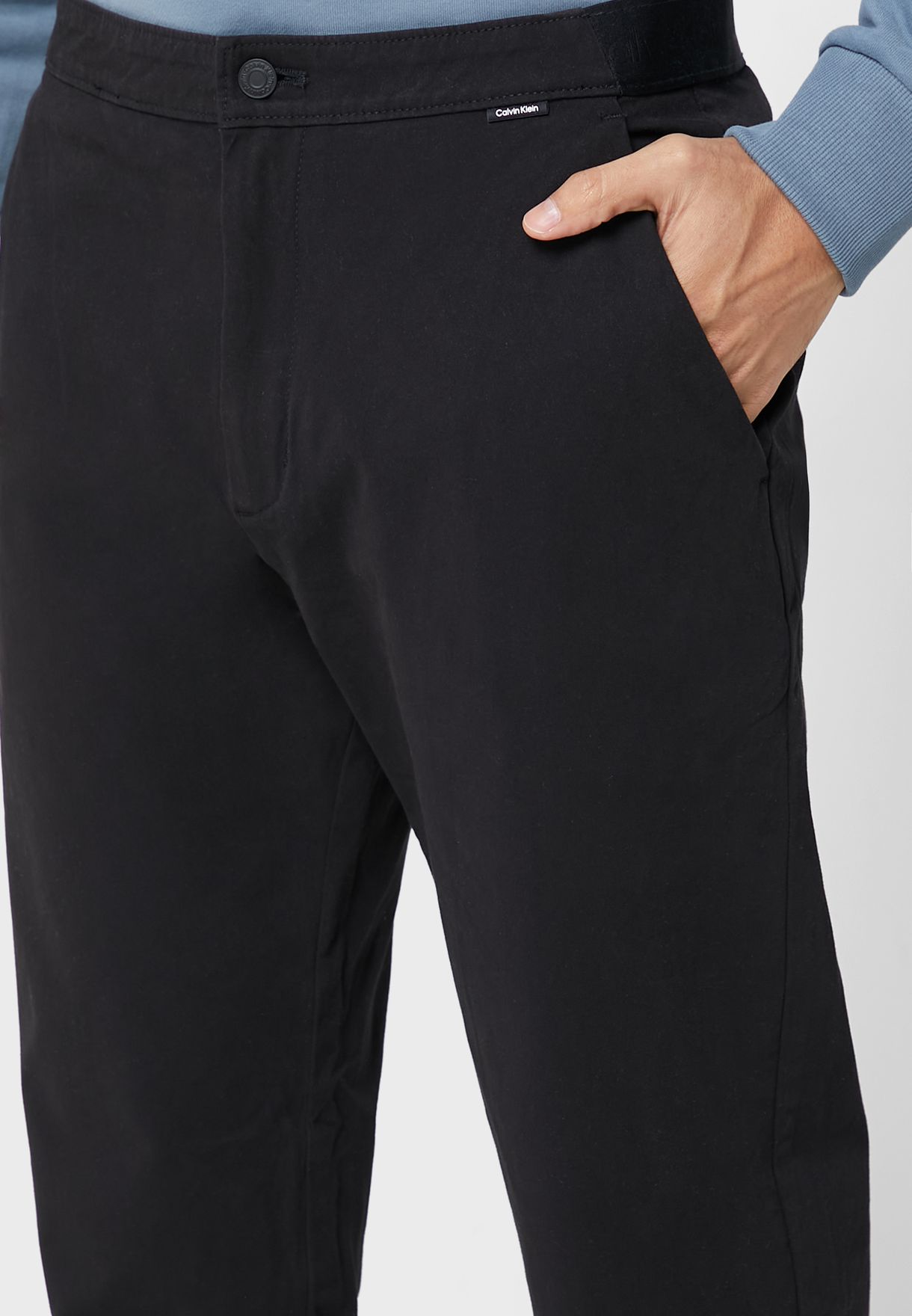 Essential Tapered Pants
