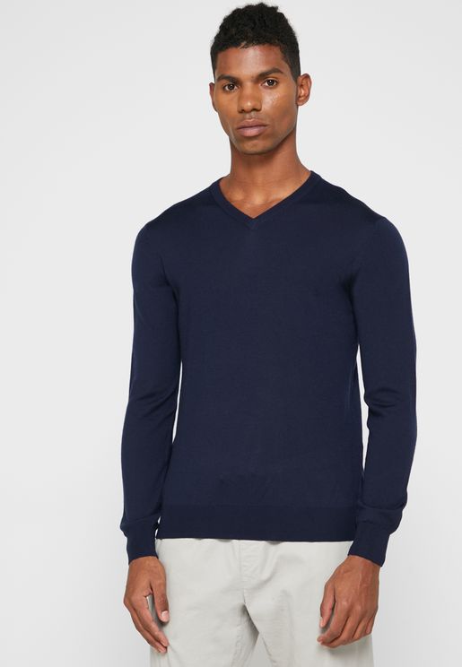 Essential V-Neck Sweater