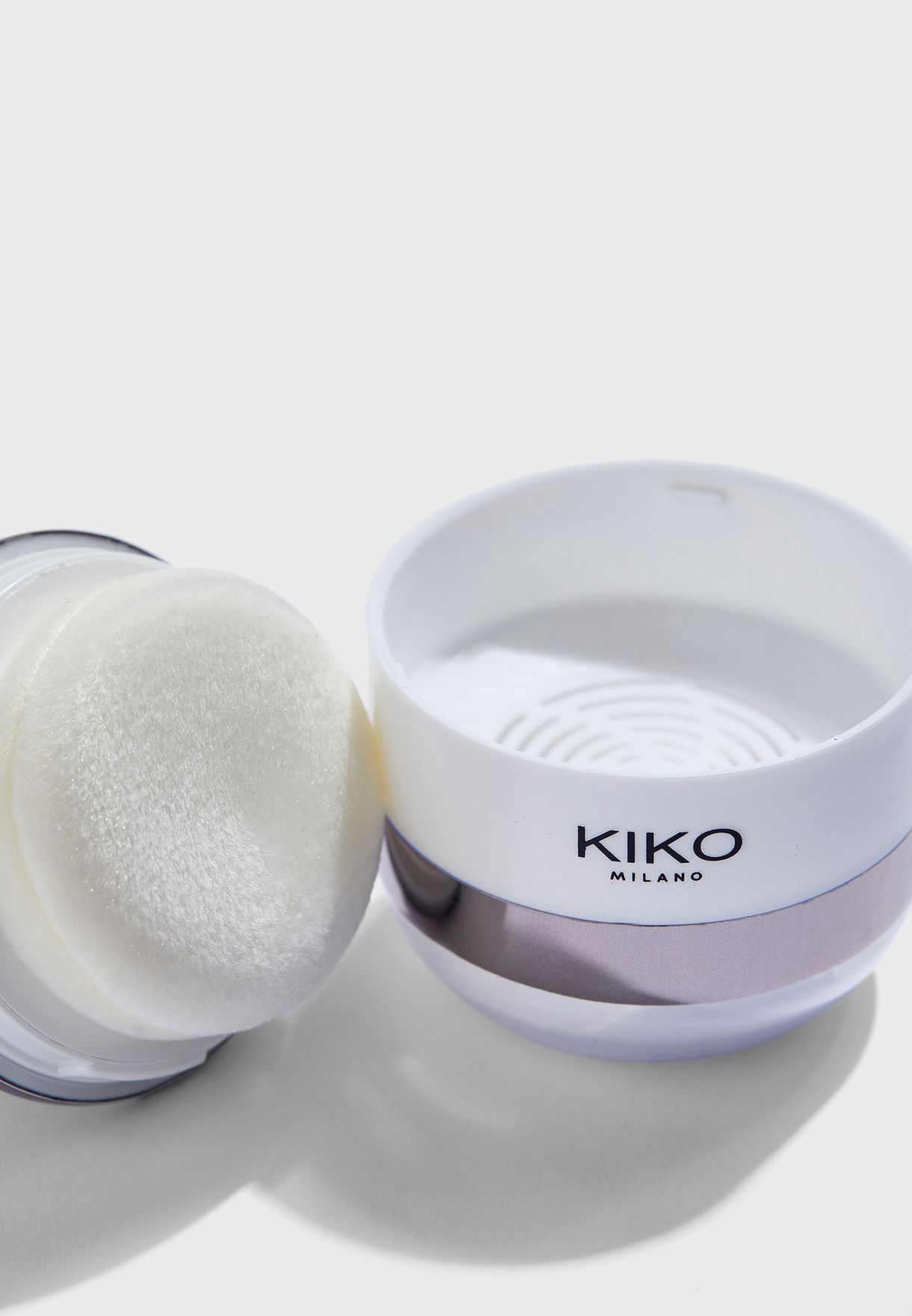 Пудра Кико Милано. Kiko Milano рассыпчатая пудра. Пудра Kiko Milano Invisible Touch. Kiko Milano Invisible Touch face fixing Powder.