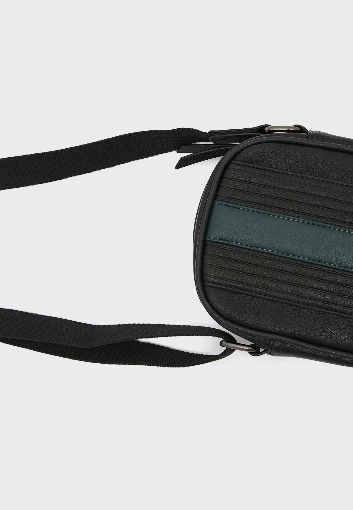Evver Striped Mesenger