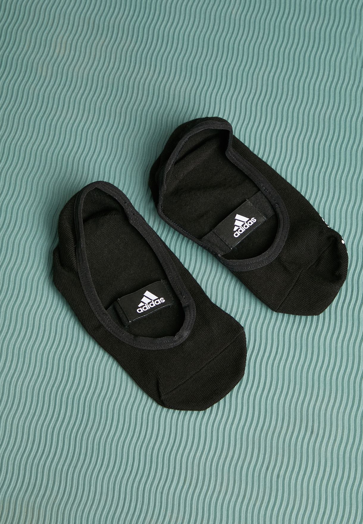 Palacio caravana preocupación Buy adidas black Yoga Socks - S/M for Women in Muscat, Salalah