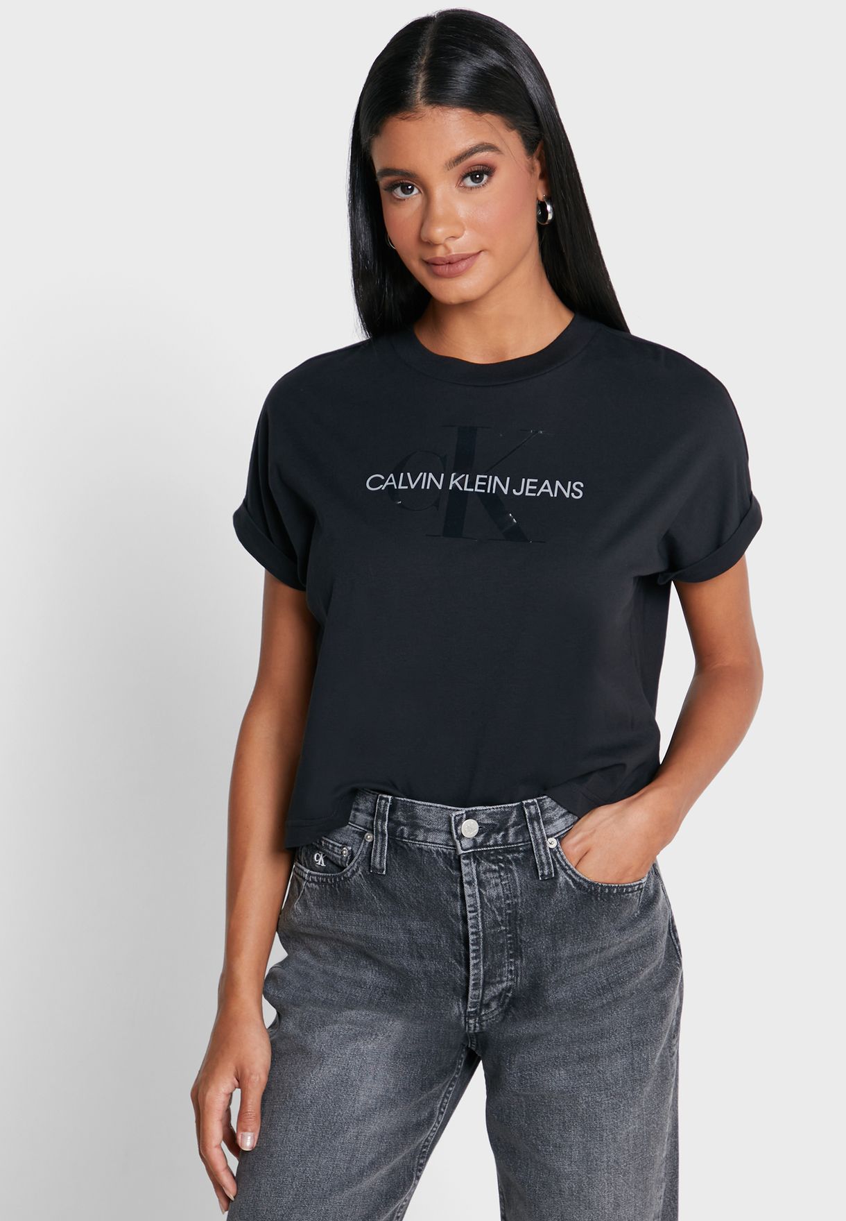 Buy Calvin Klein Jeans black Logo Crew Neck T-Shirt for Women in Manama ...