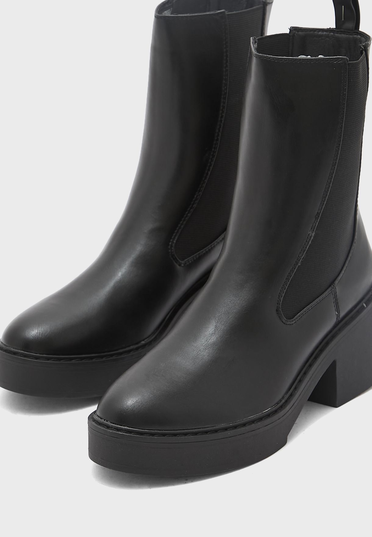Buy Nine West black Chelsea Boots for Women in Dubai, Abu Dhabi