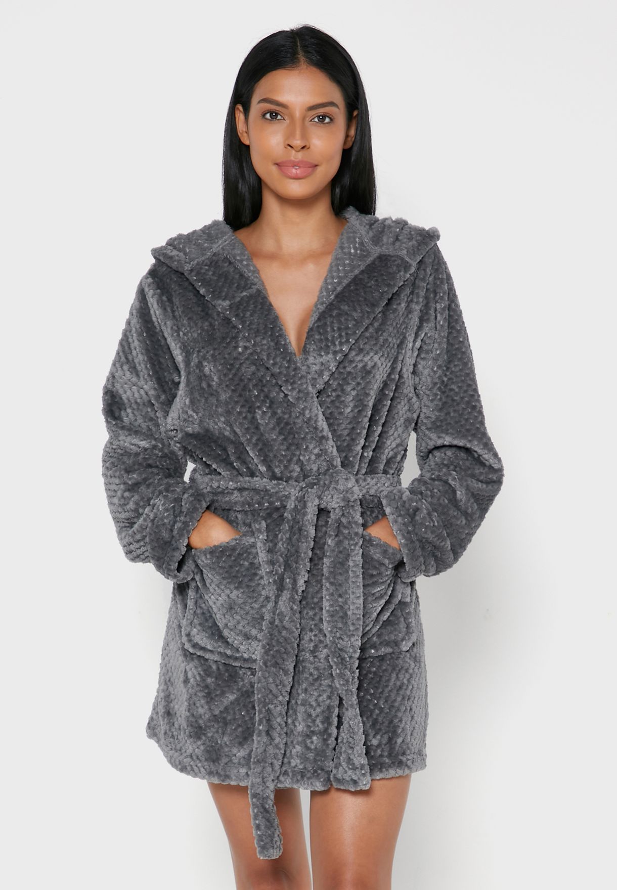 Buy Missguided grey Short Fluffy Super Soft Dressing Gown for Women in ...