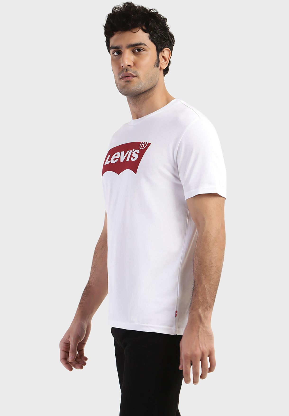 Buy Levis white Logo Crew Neck T-Shirt for Men in Riyadh, Jeddah