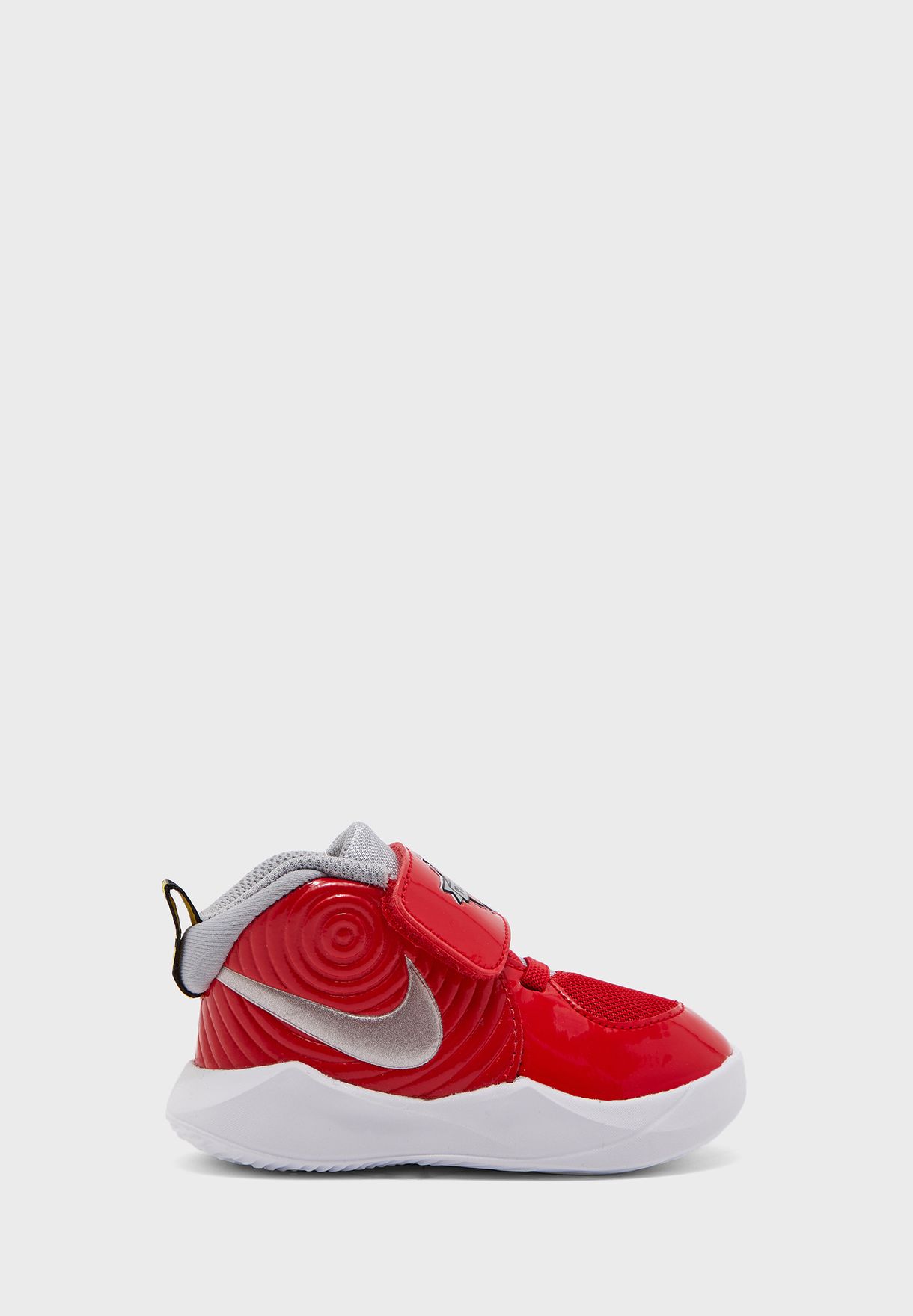 Nike red Infant Team Hustle D 9 Auto 